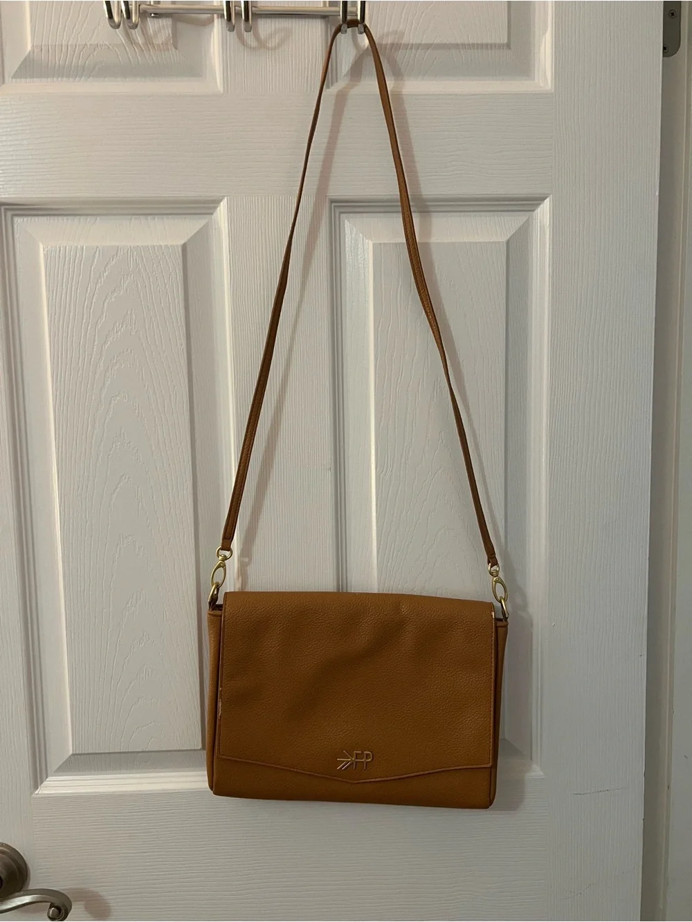 Freshly Picked Tan Leather Crossbody Shoulder Bag